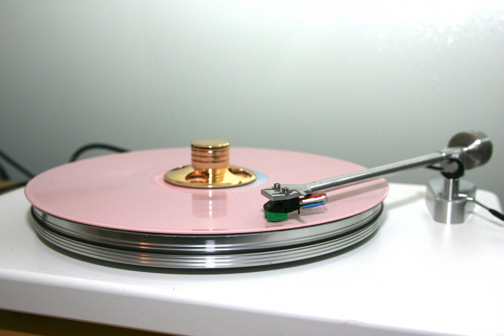 VPI Cliffwood playing lover